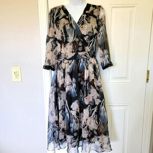 NWT Joy Envy Land Chiffon V Neck Tie Waist Midi Dress Black Cream Blue Floral M